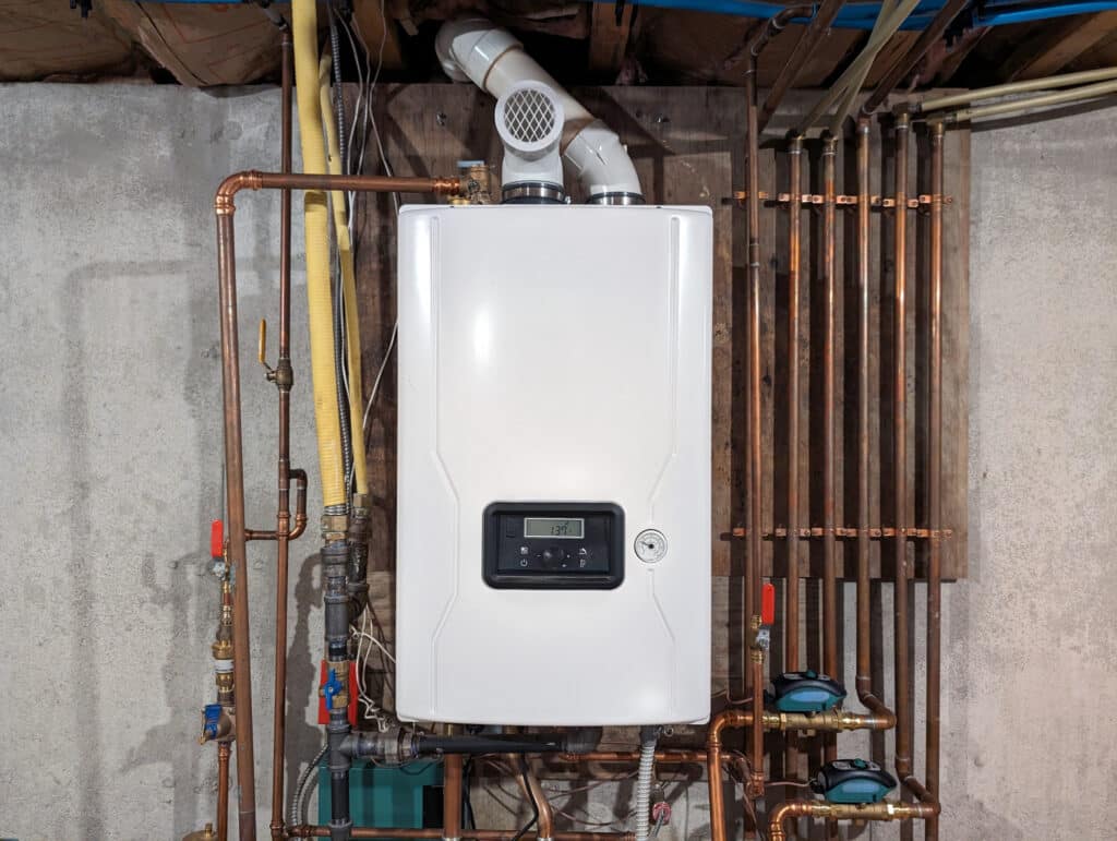 Tankless combination water heater
